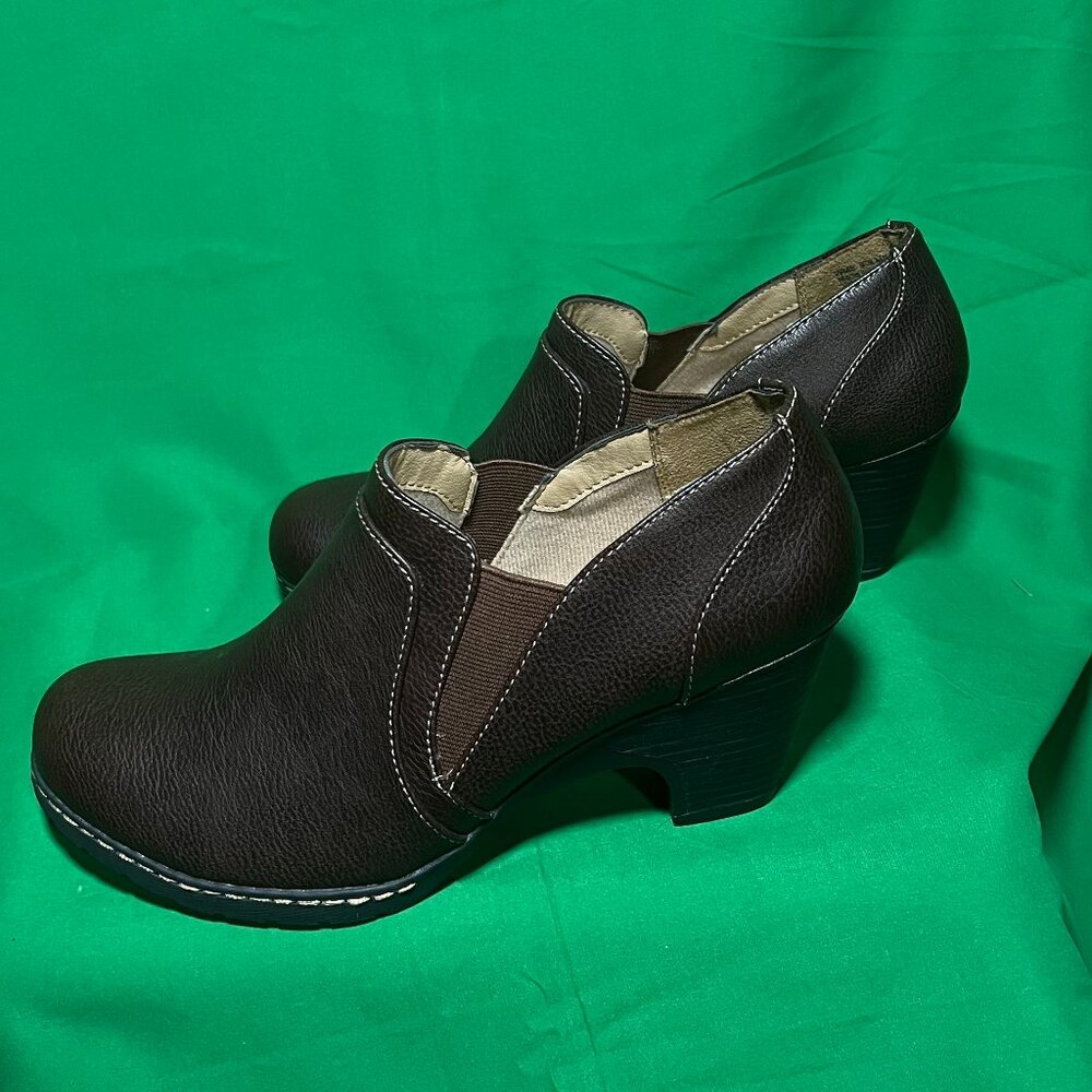 Croft & Barrow Ortholite Brown Comfort Slip on Heeled Booties Sz 9.5